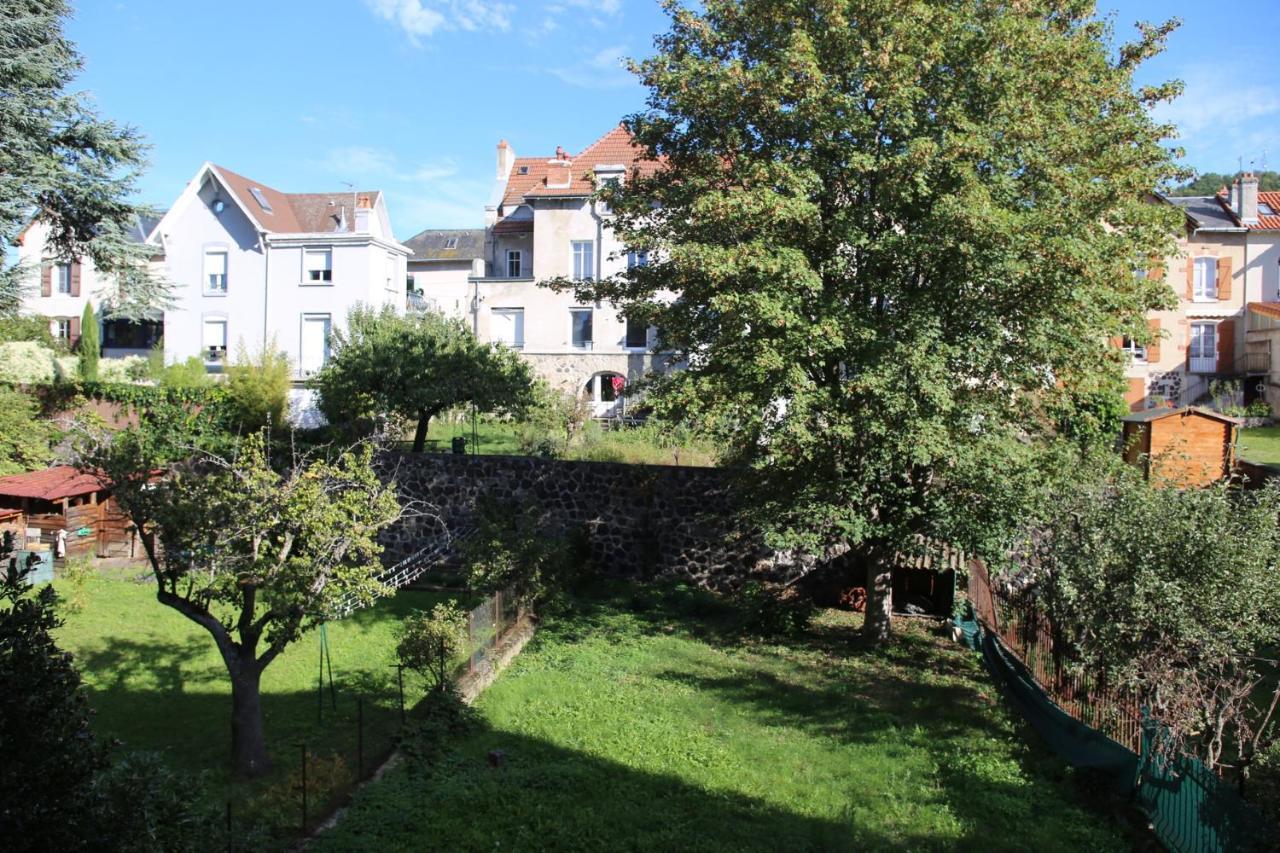 Jourde Vacances Le Puy-en-Velay Eksteriør billede